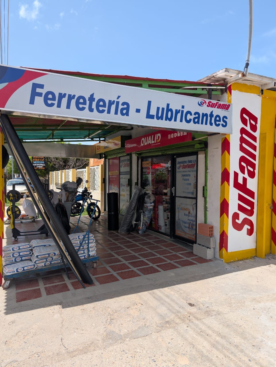 Ferretería local